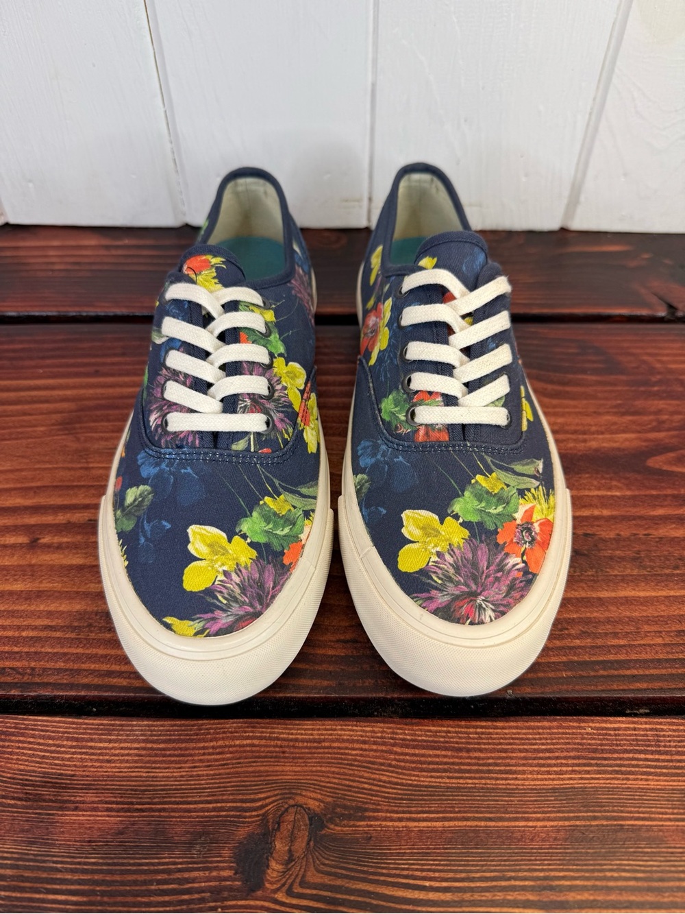 SeaVees Monterey Legend Sneaker Trina Turk Floral Print Canvas Sneakers Womn’s 9